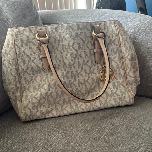 Michael Kors Handbags - Michael Kors Beige Signature Tote Bag